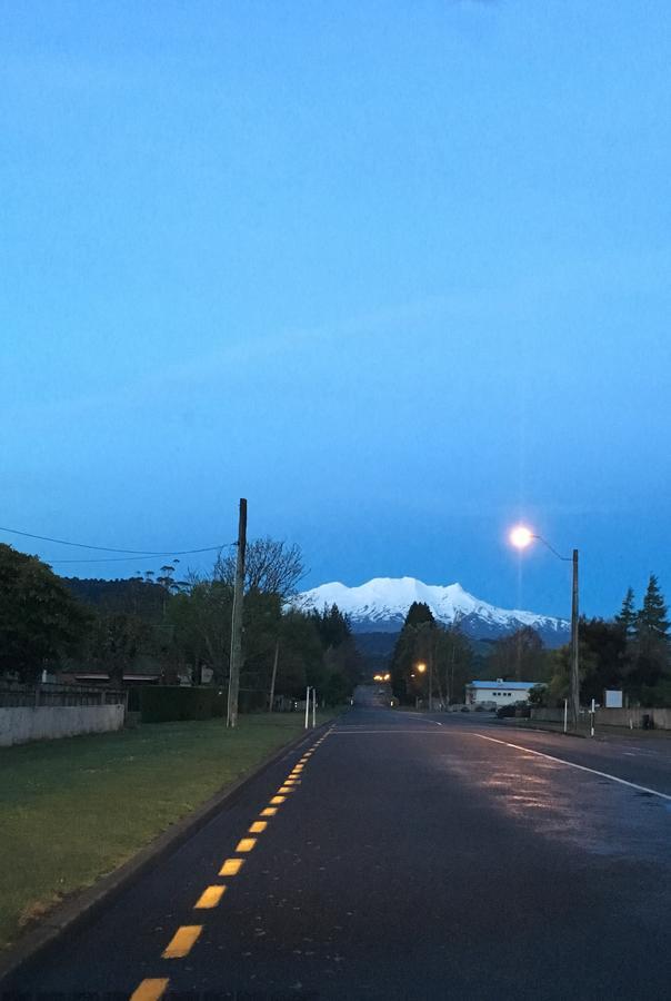 Bed and Breakfast Frankie & Hugh'S Ohakune Exterior foto